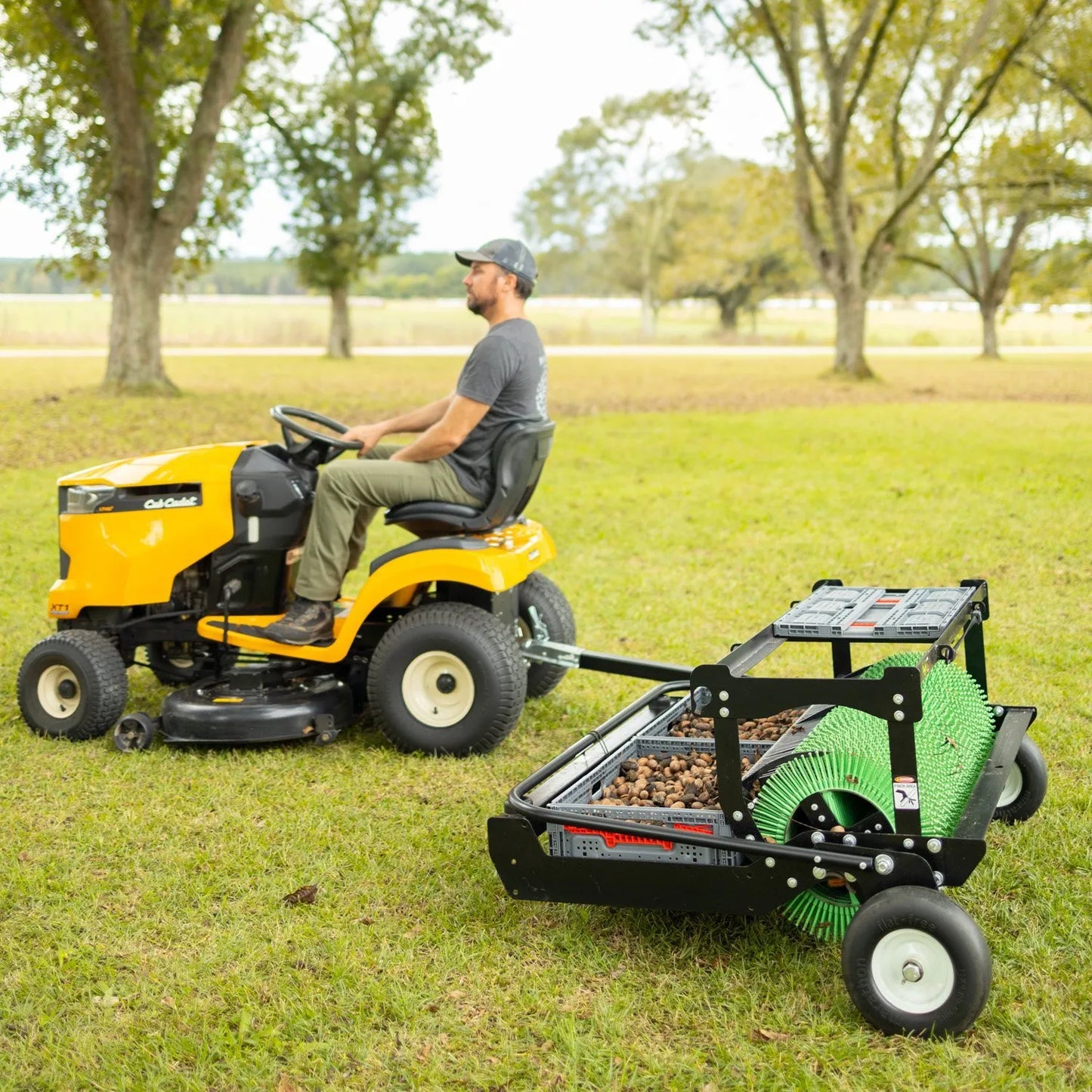 Ramasseuse de carottes de gazon 42" PRO